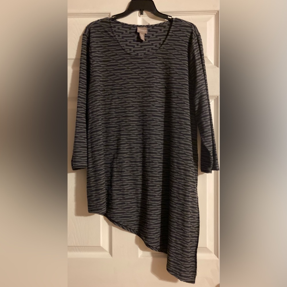Chicos black/gray side tail tunic